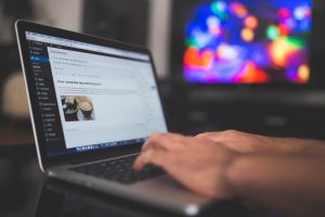 Starting a blog on your business website can bring some happy evolutions. It will not just open up a range of opportunities